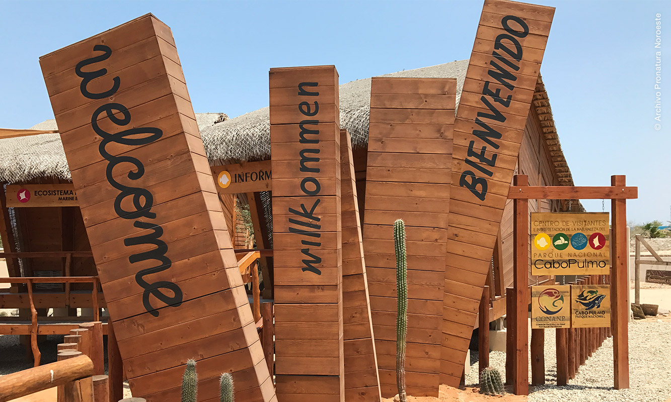 Centro de Visitantes e Interpretación de la Naturaleza del Parque Nacional Cabo Pulmo
