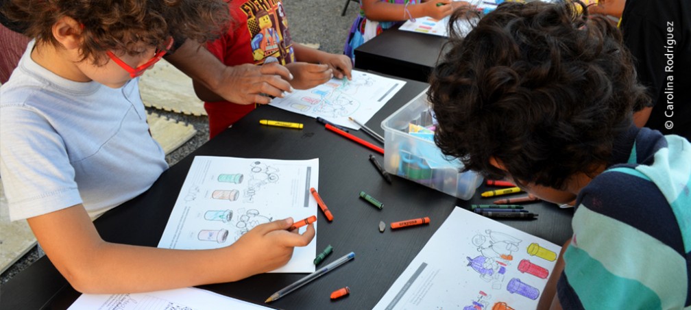 Taller “Por un mar libre de plásticos” para niños, en el Centro Estatal de las Artes – Kaori Café, Ensenada, B. C.