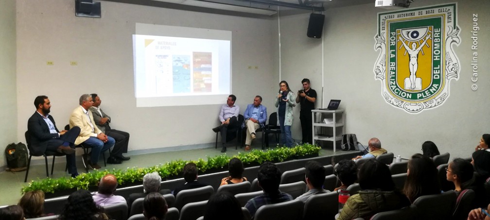 Presentación del programa de Educación para la Conservación en el panel “Experiencias para mitigar la basura marina”.